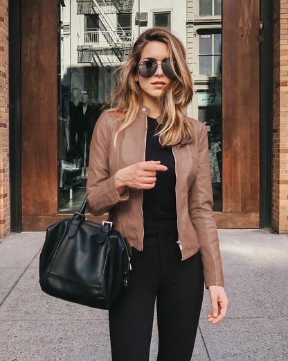 Veste Femme Effet Cuir – Coupe Ajustée & Style Élégant